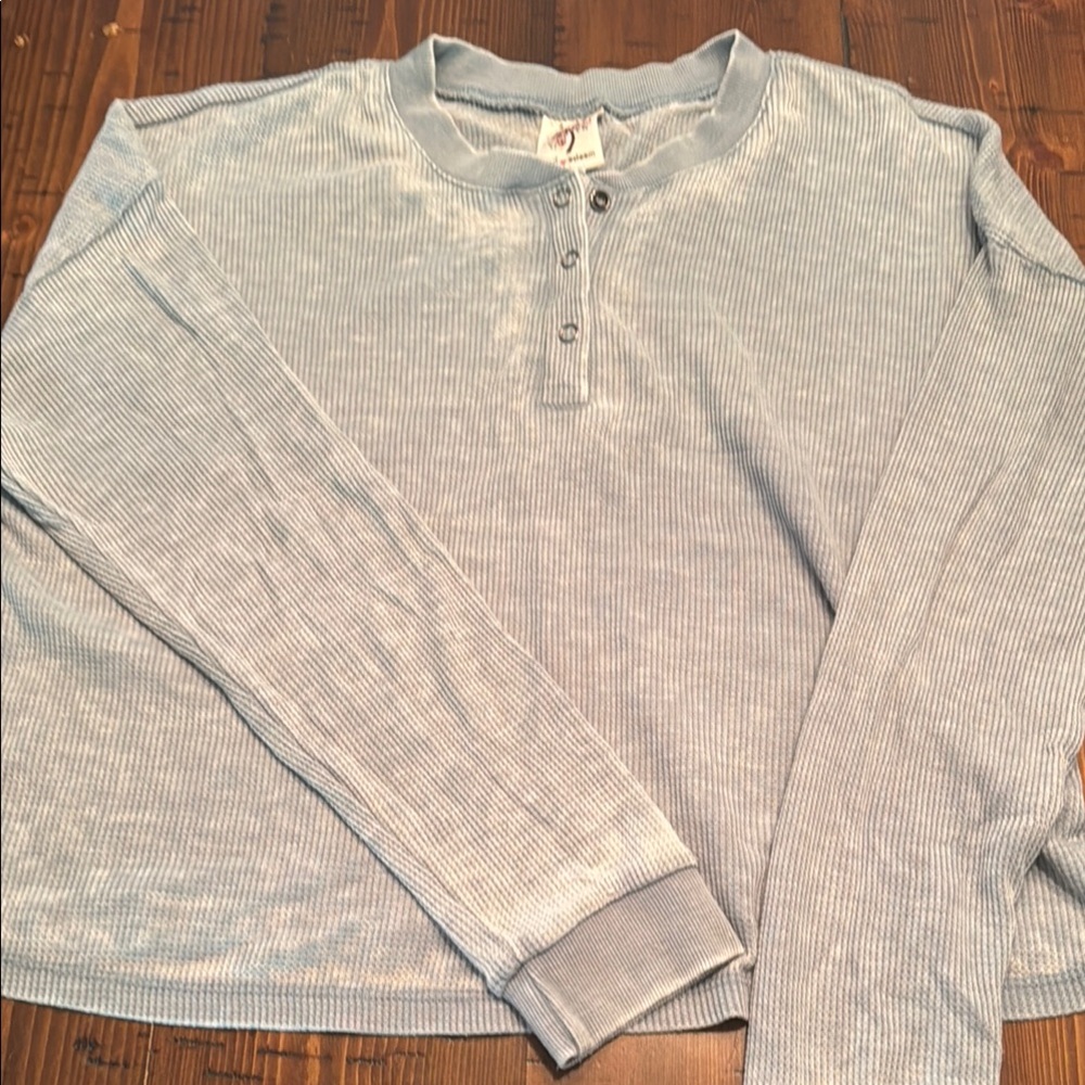 Self Esteem Junior’s Light Blue Cropped Crewneck